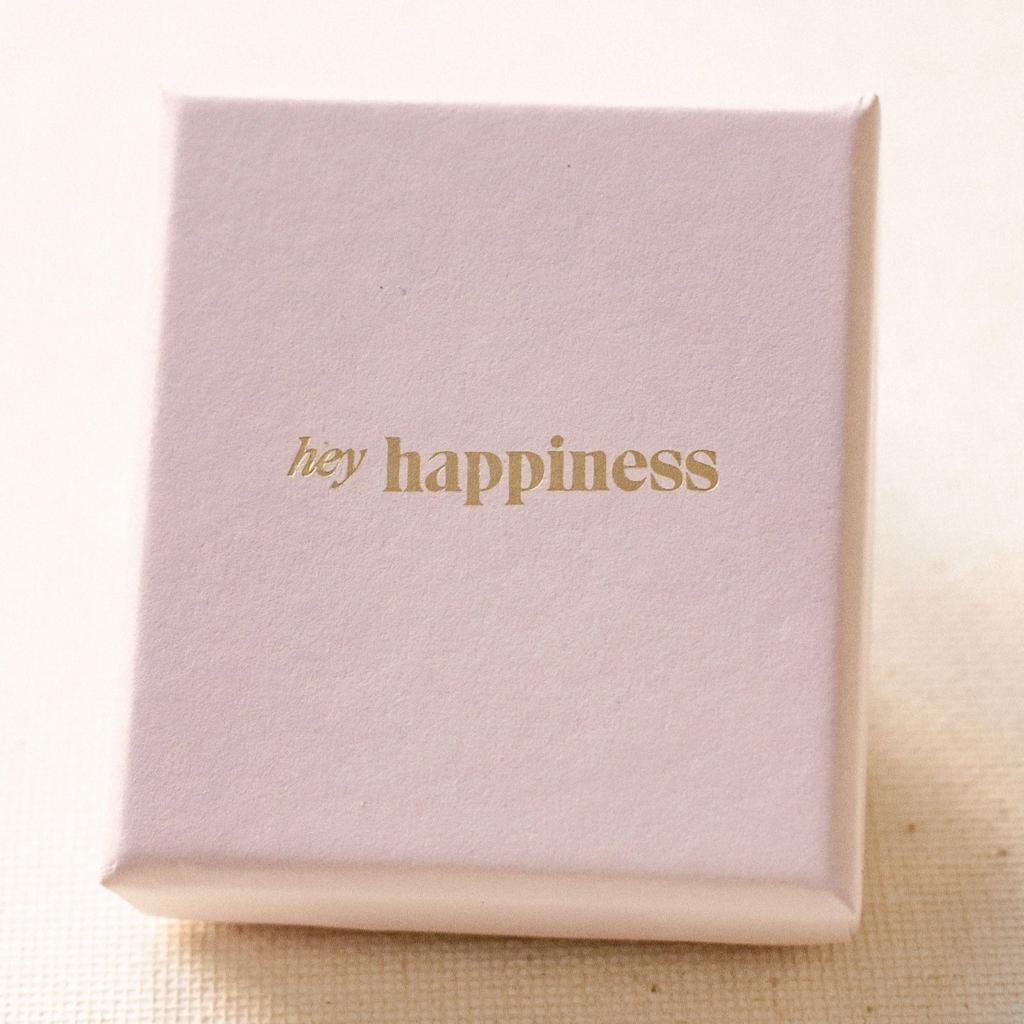 alt="HeyHappiness – Gioielli personalizzabili"